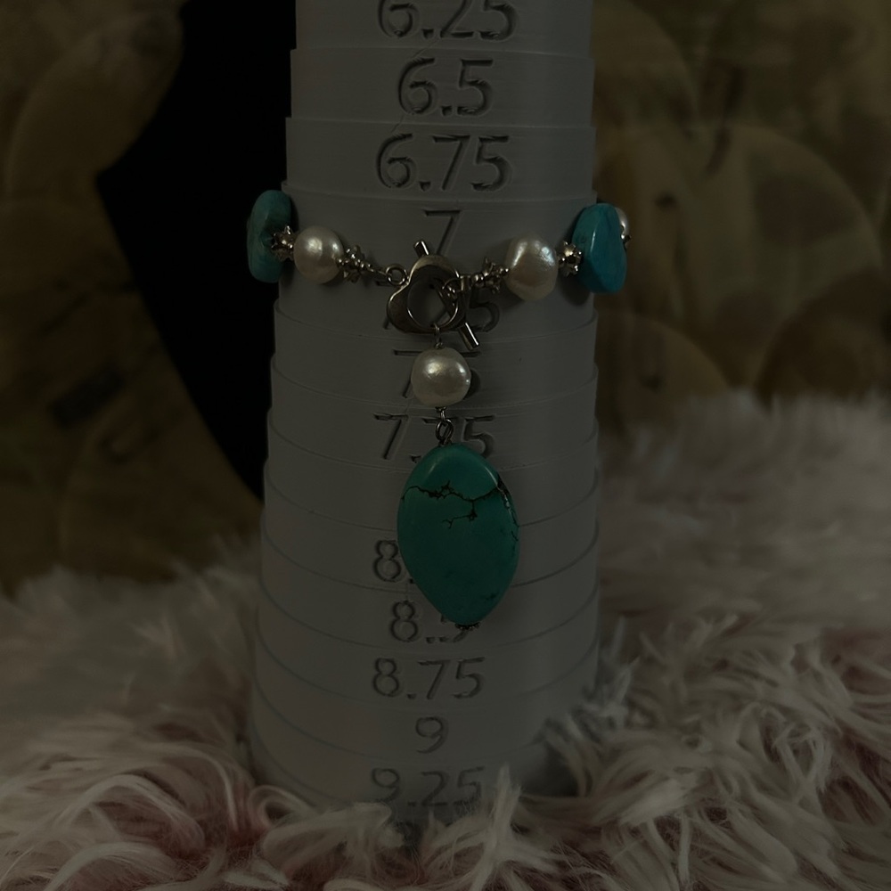 Turquoise Heart and Pearl Bracelet Necklace with Heart Clasp - Picture 4 of 8